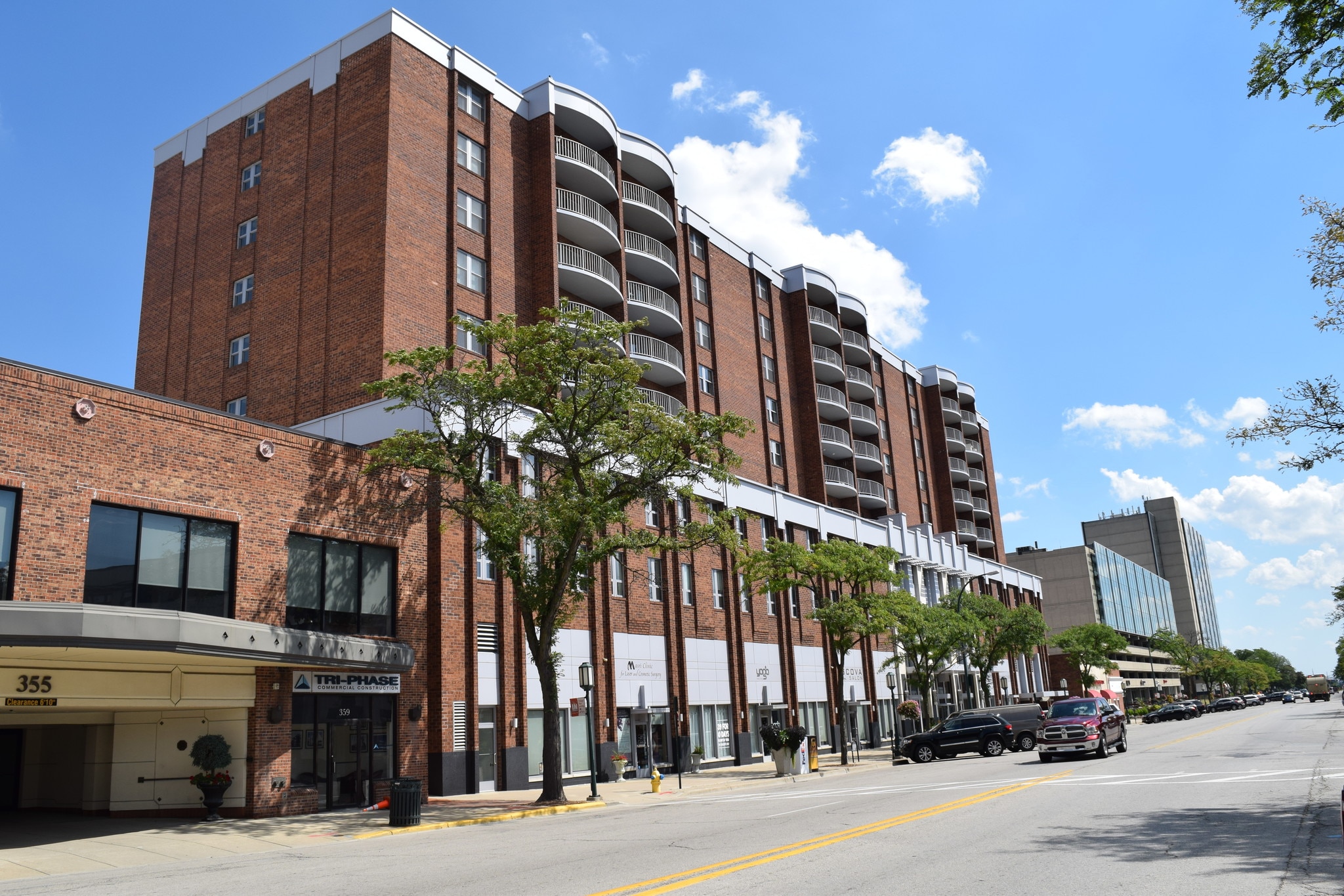 401-411 S Old Woodward Ave, Birmingham, MI for Rent