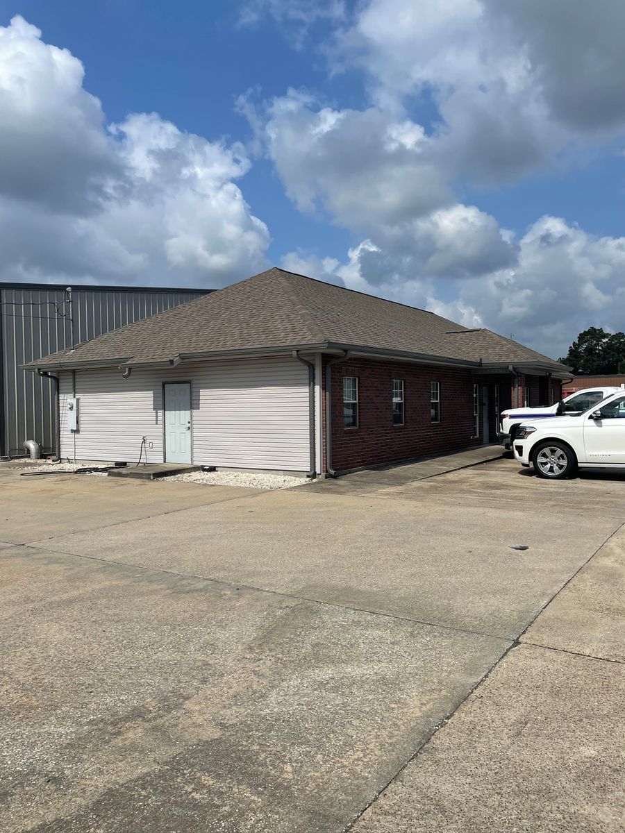 2906 E Napoleon St, Sulphur, LA for Rent