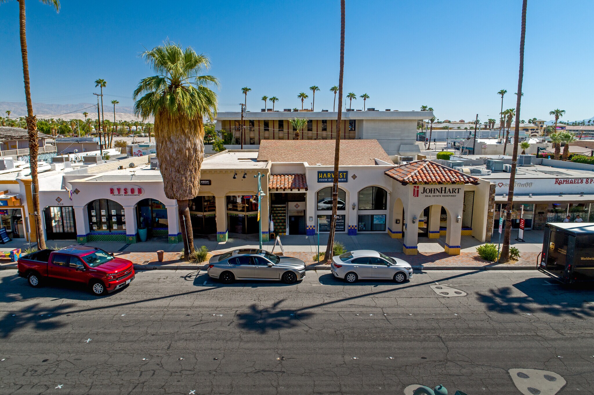 310320 N Palm Canyon Dr Palm Springs, CA 92262 Retail Property for