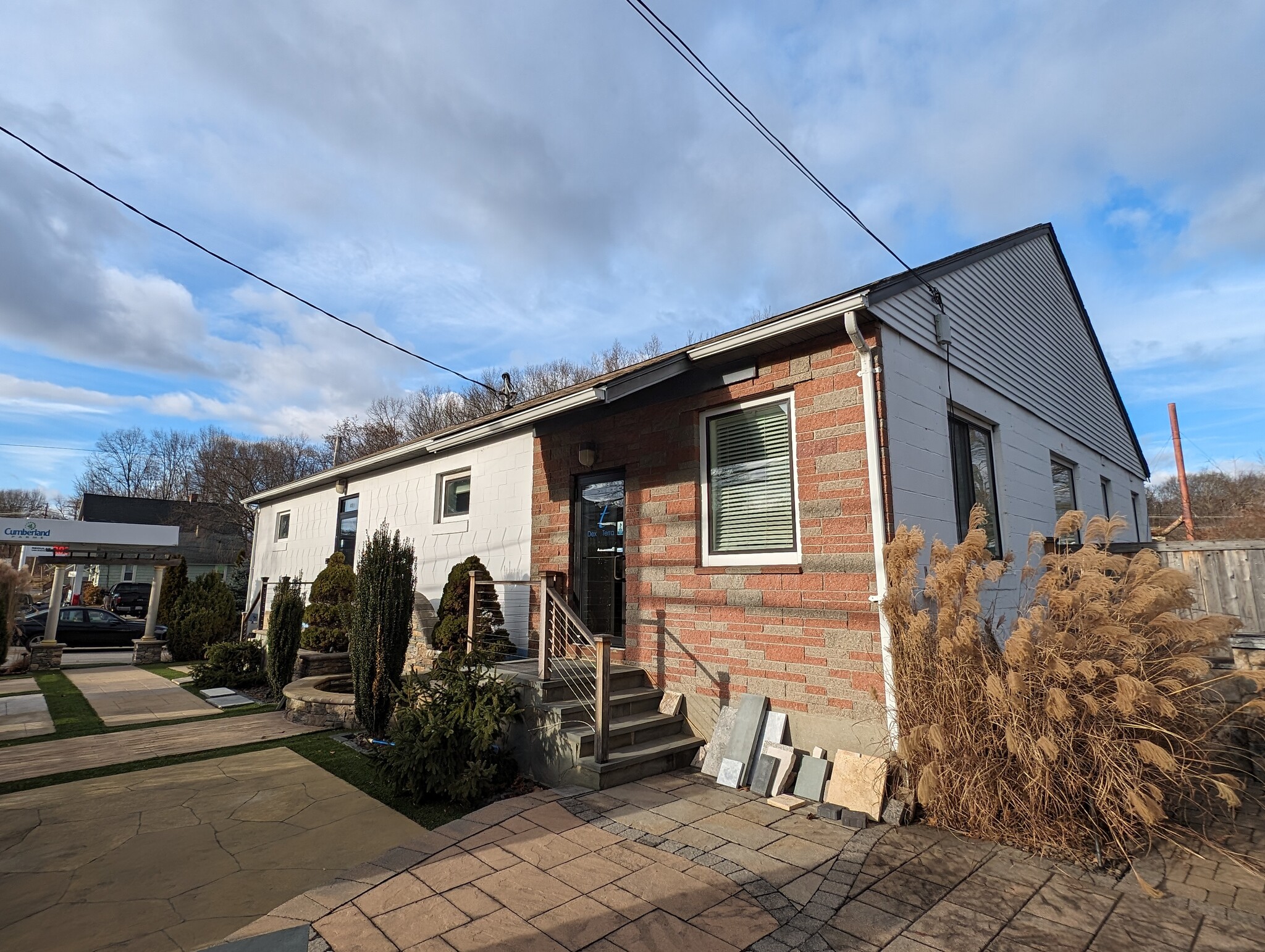 83 Central St, Hudson, MA for Rent