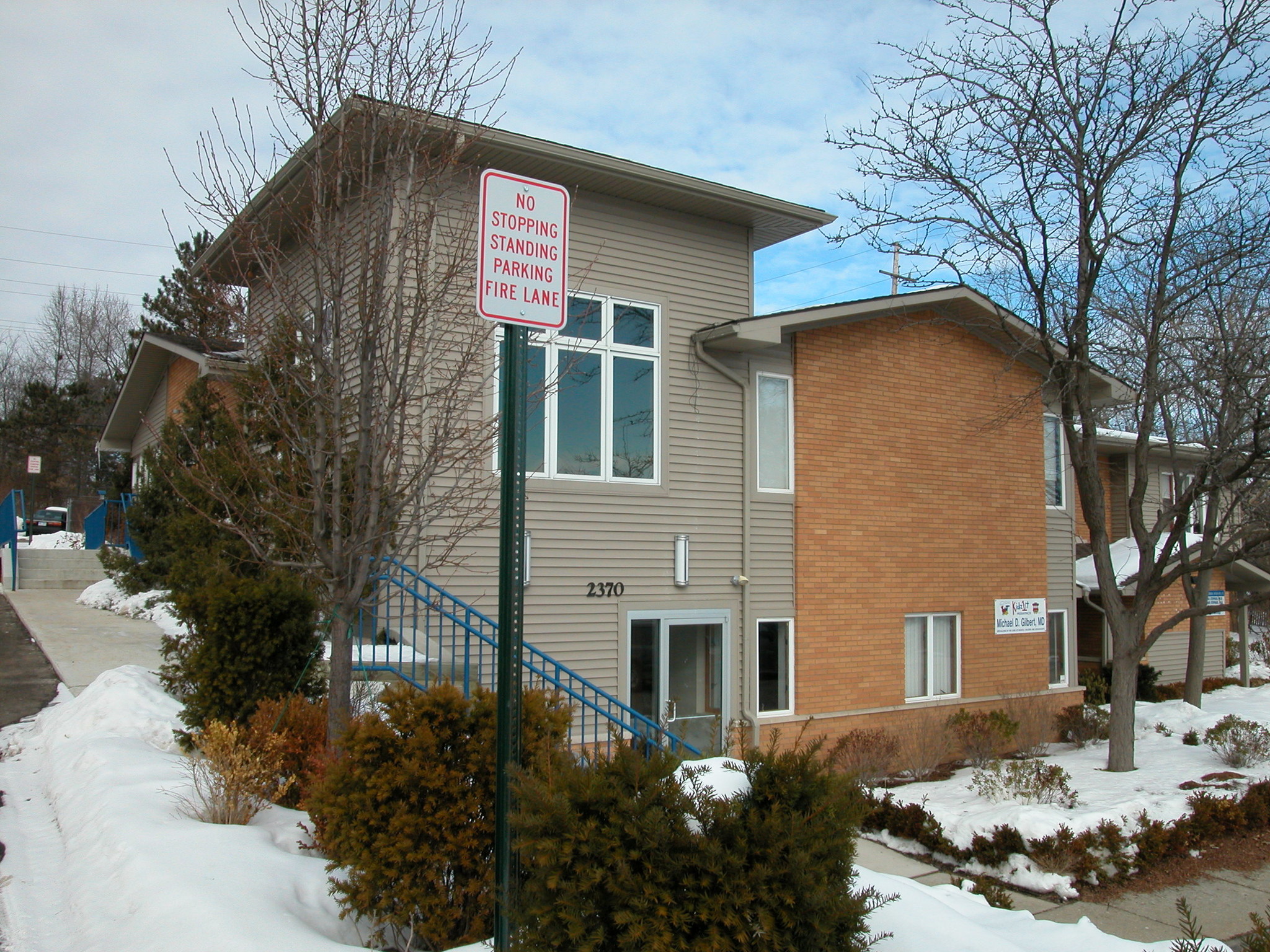 2370 Walton Blvd, Rochester Hills, MI for Rent