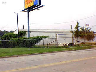 Dallas, TX Distribution - 1010 E Clarendon Dr