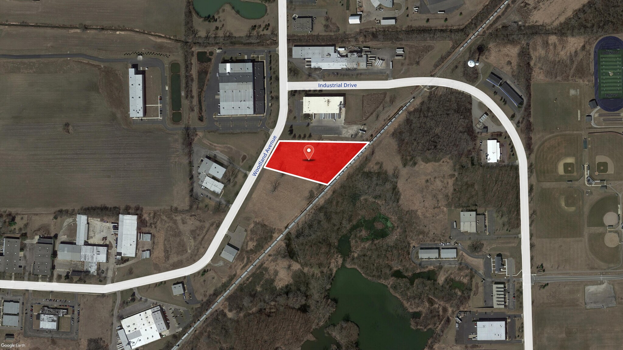 1370 Woodland Dr E, Saline, MI for Sale