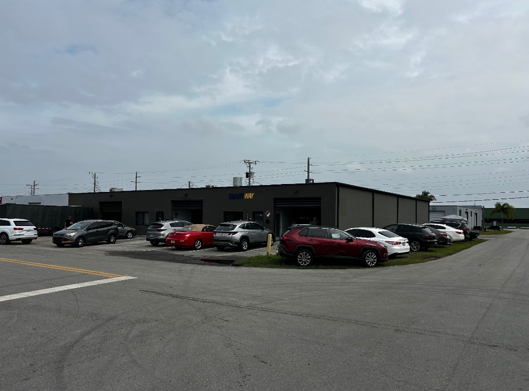 4020 NE 5th Ter, Oakland Park, FL for Sale