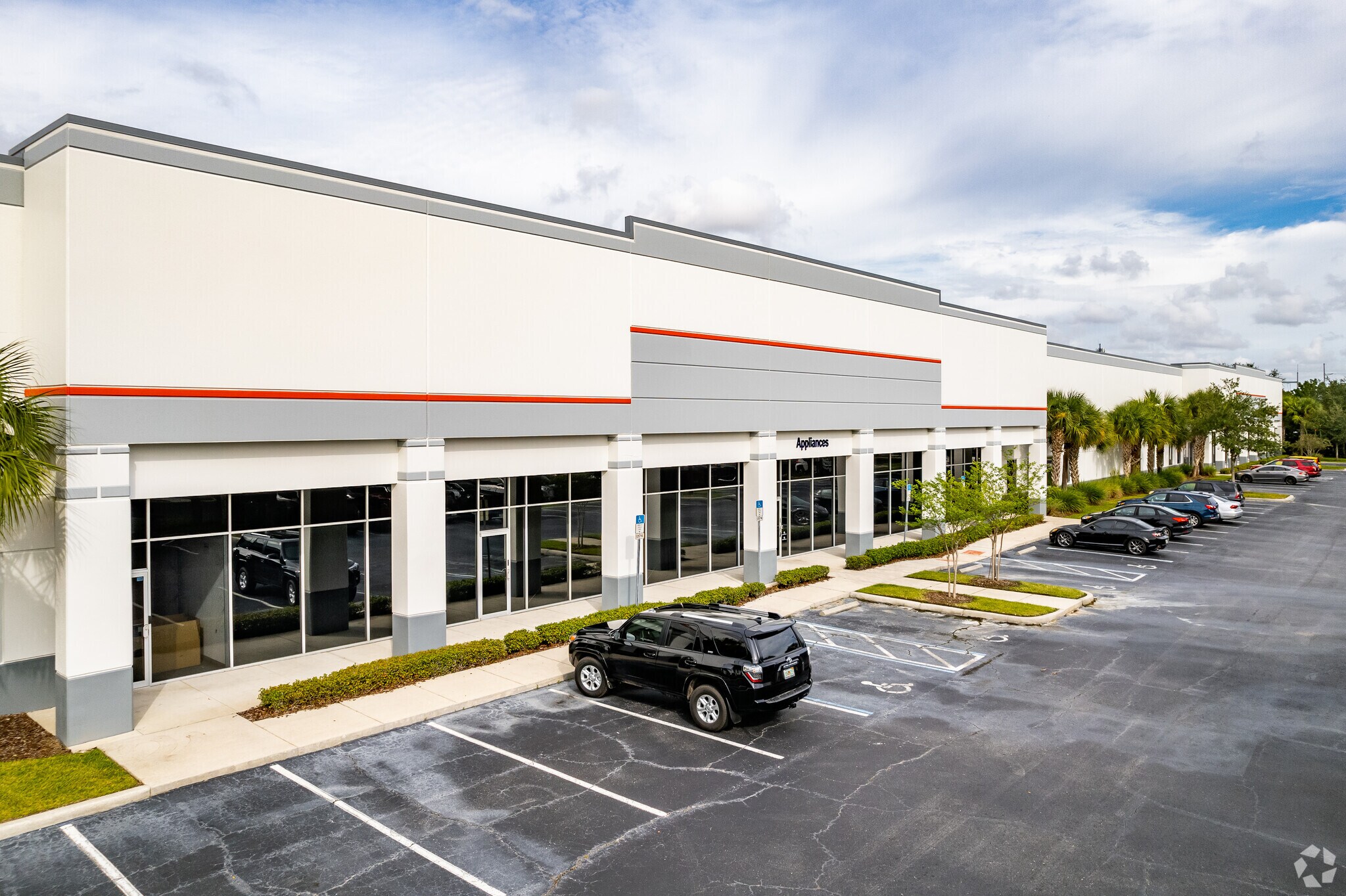 7320 Kingspointe Pky, Orlando, FL for Rent