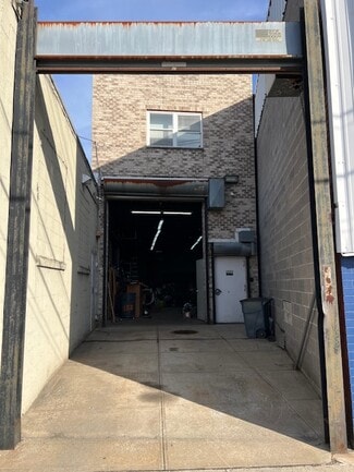 Bronx, NY Flex - 3500 Heathcote Ave