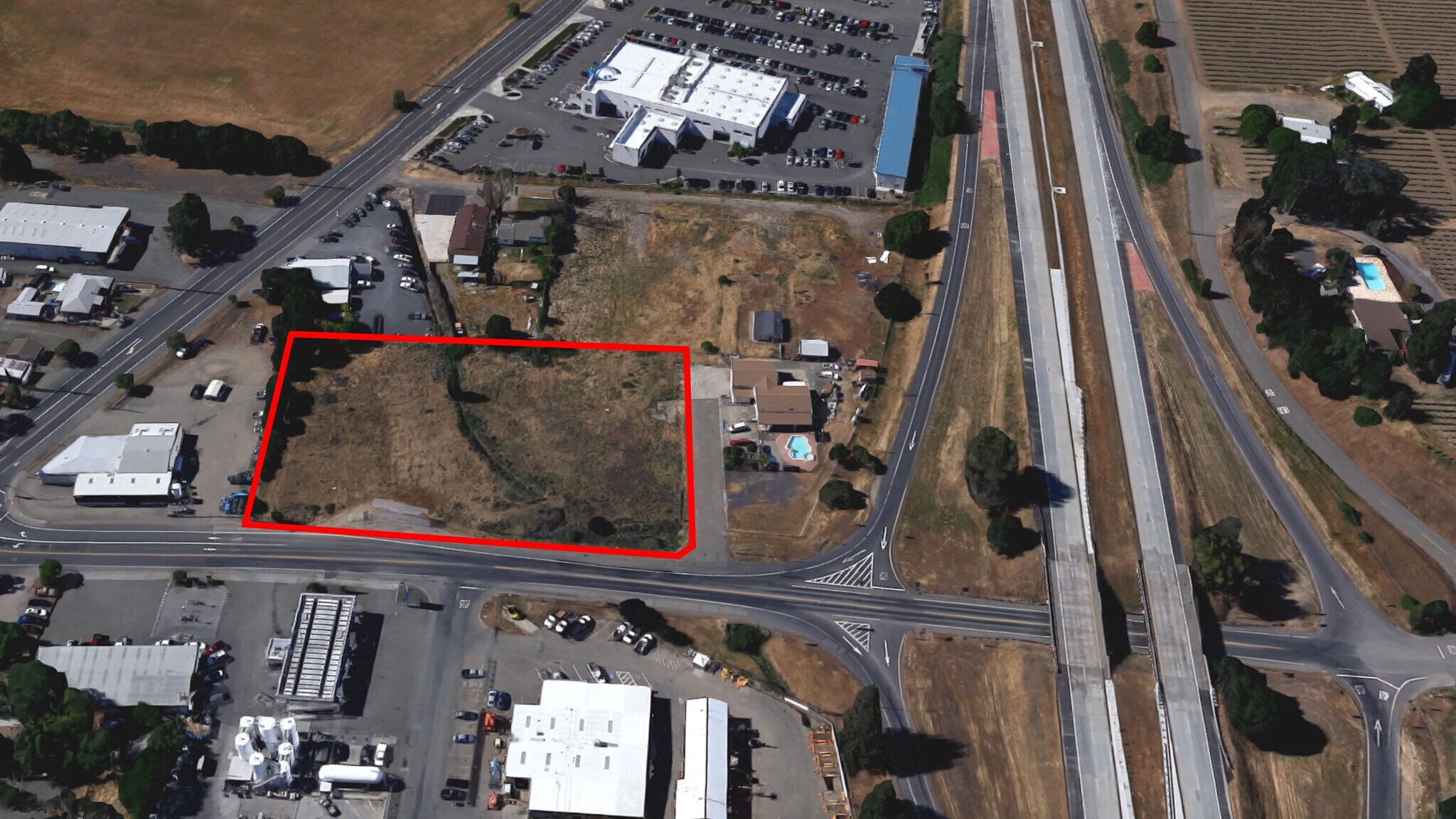 131 Lake Mendocino Dr Ukiah, CA 95482 Land Property for Lease on