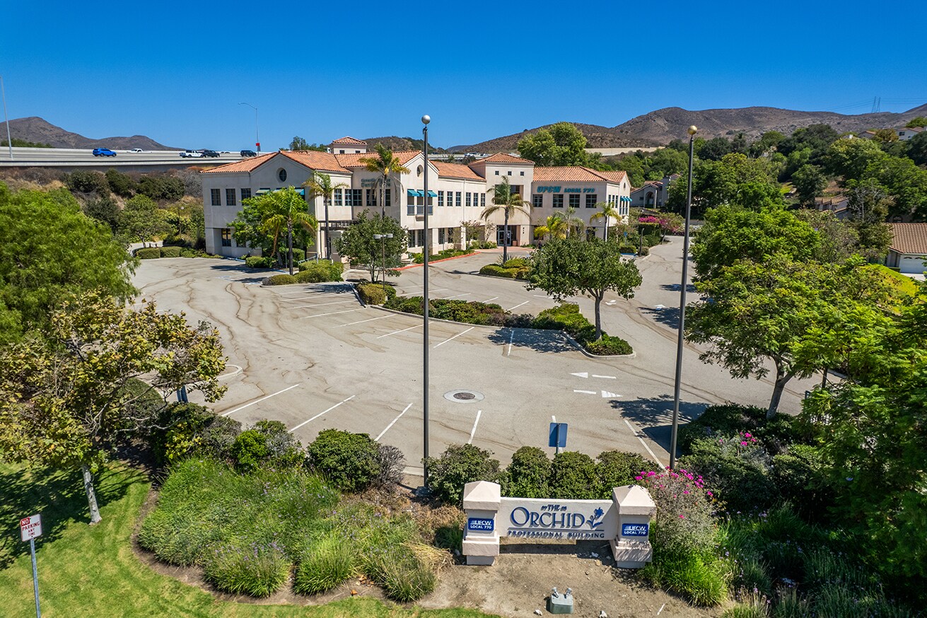 816 Camarillo Springs Rd, Camarillo, CA for Sale
