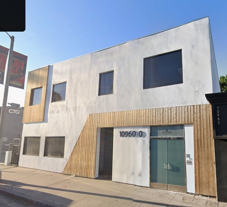 10960 Ventura Blvd, Studio City, CA for Rent