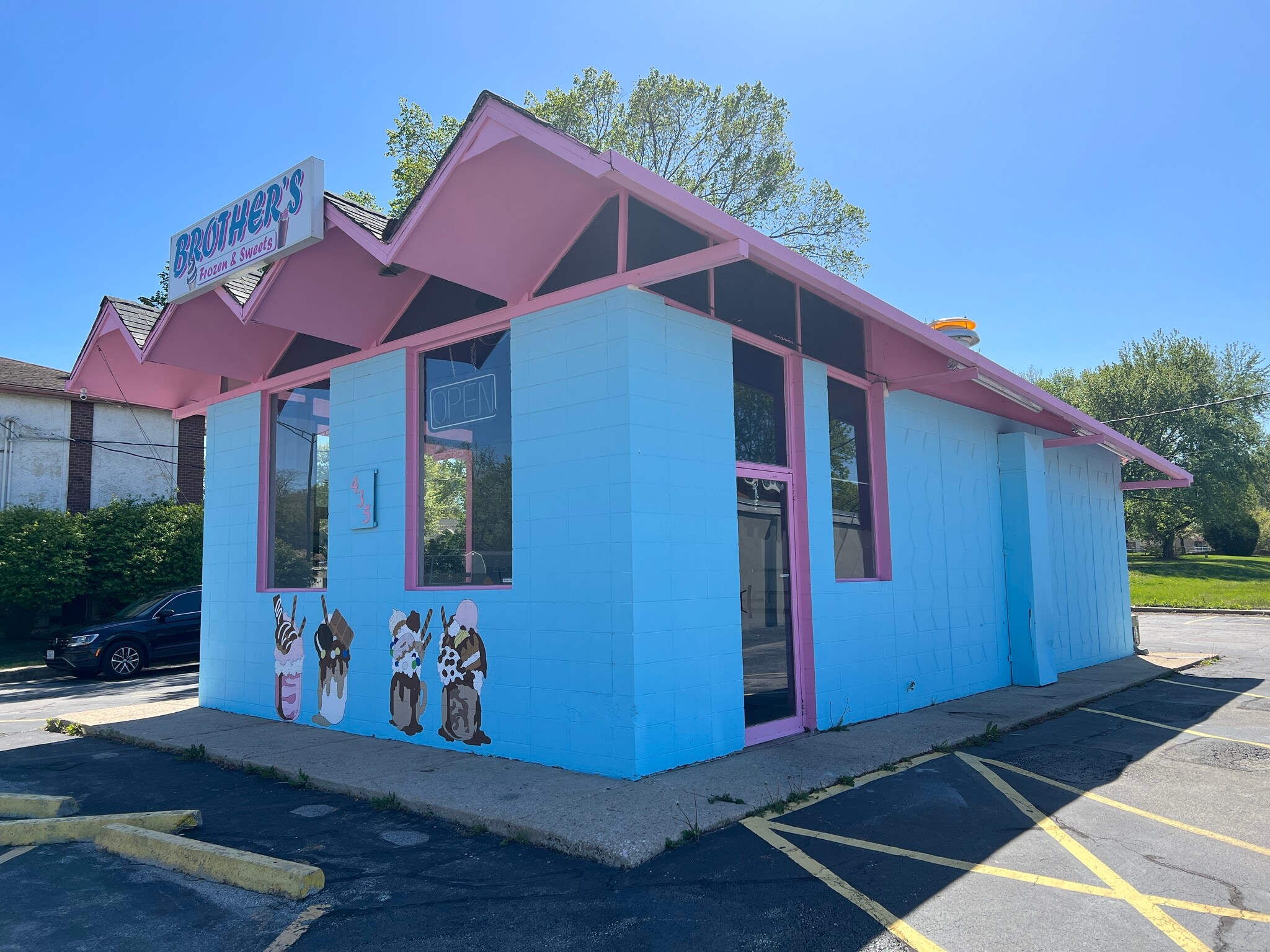 435 S Parker St Olathe, KS 66061 Retail Property for Sale on