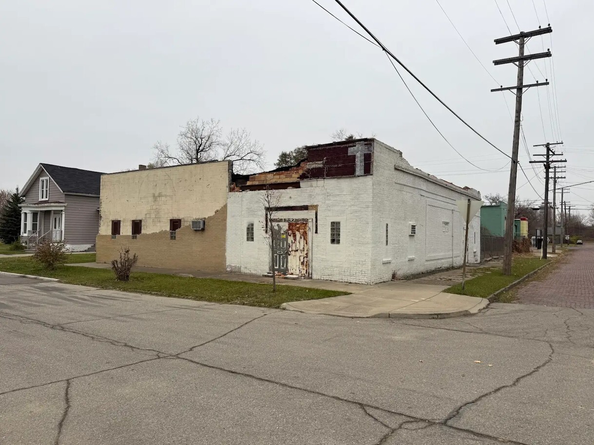 2800 15th St, Detroit, MI for Sale