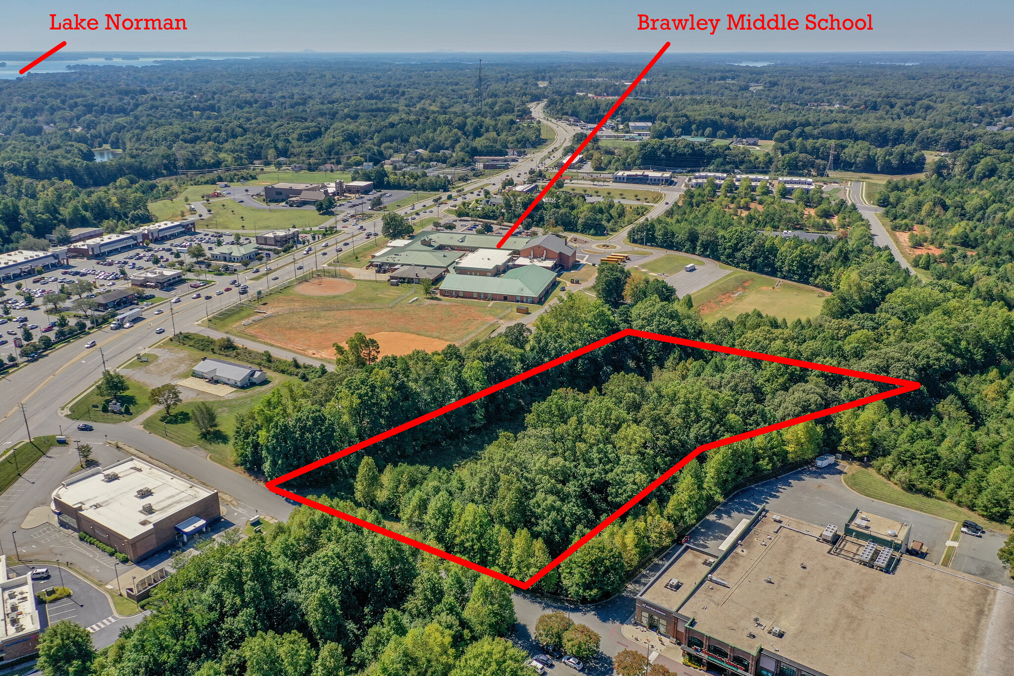 158 Town Center Dr, Mooresville, NC for Sale