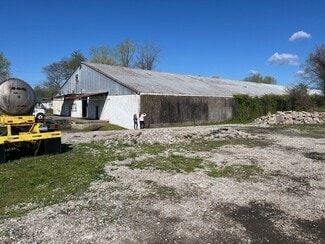 Saint Albans, WV Warehouse - 211 Swans Ln