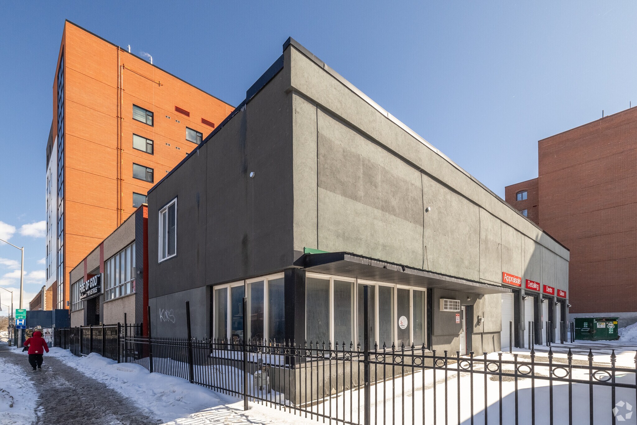 305 Cumberland St, Ottawa, ON for Sale