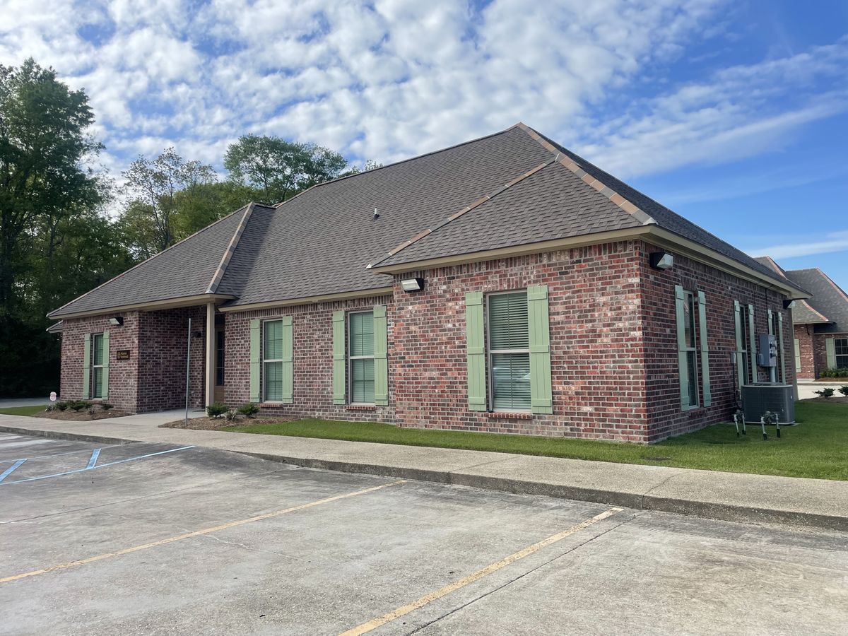 1201 S Purpera Ave, Gonzales, LA for Rent