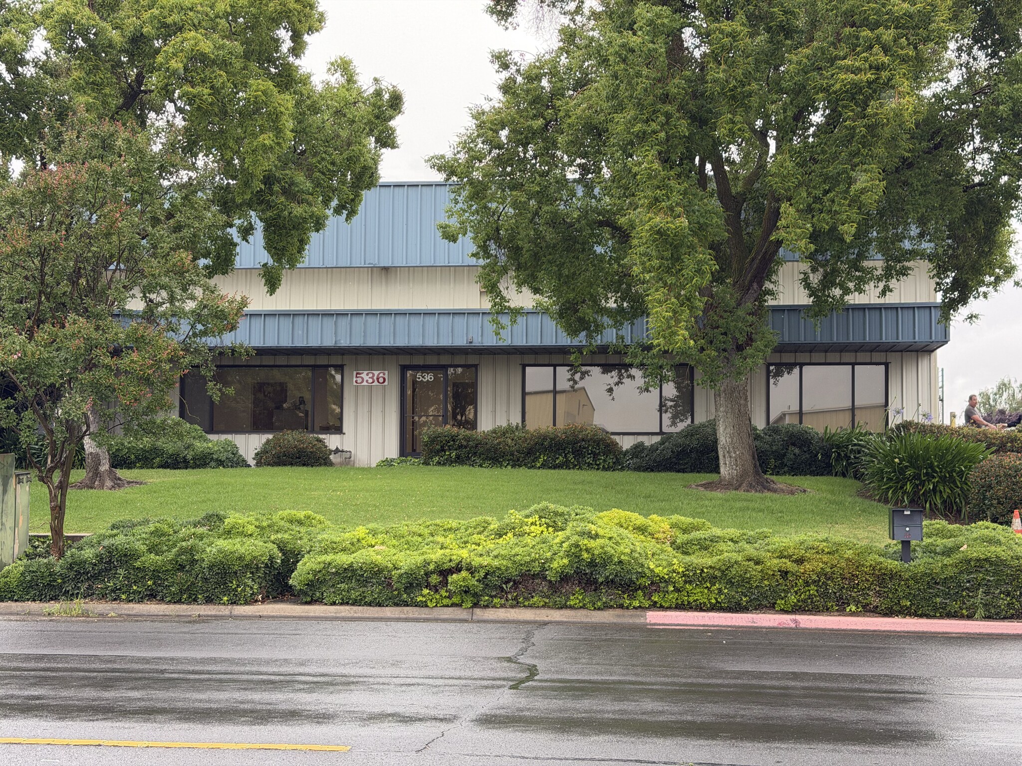 536 Hi Tech Pky, Oakdale, CA for Rent