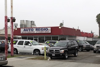 Anaheim, CA Auto Dealership - 1617 W Lincoln Ave