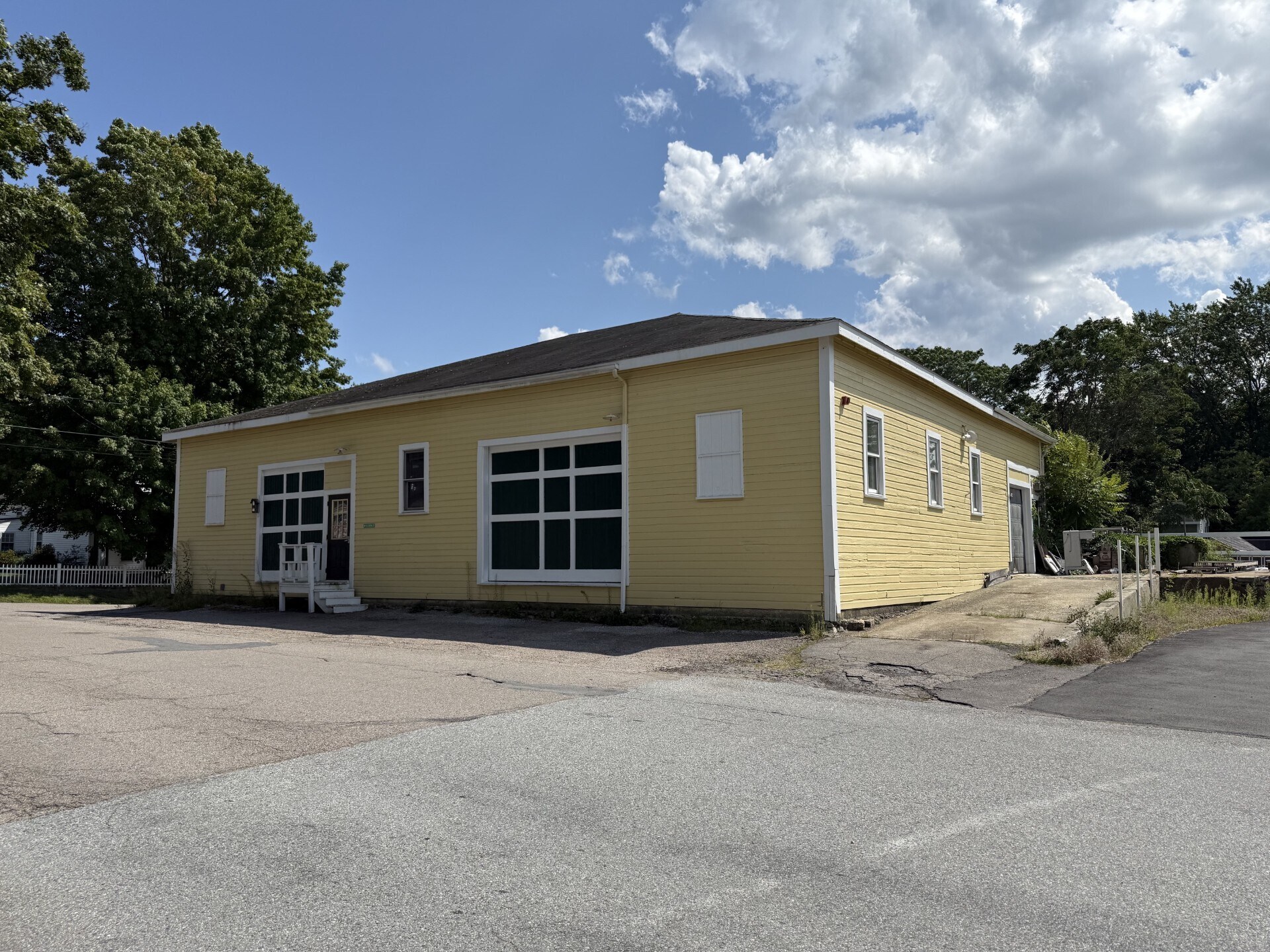 132 Central St, Holliston, MA for Sale