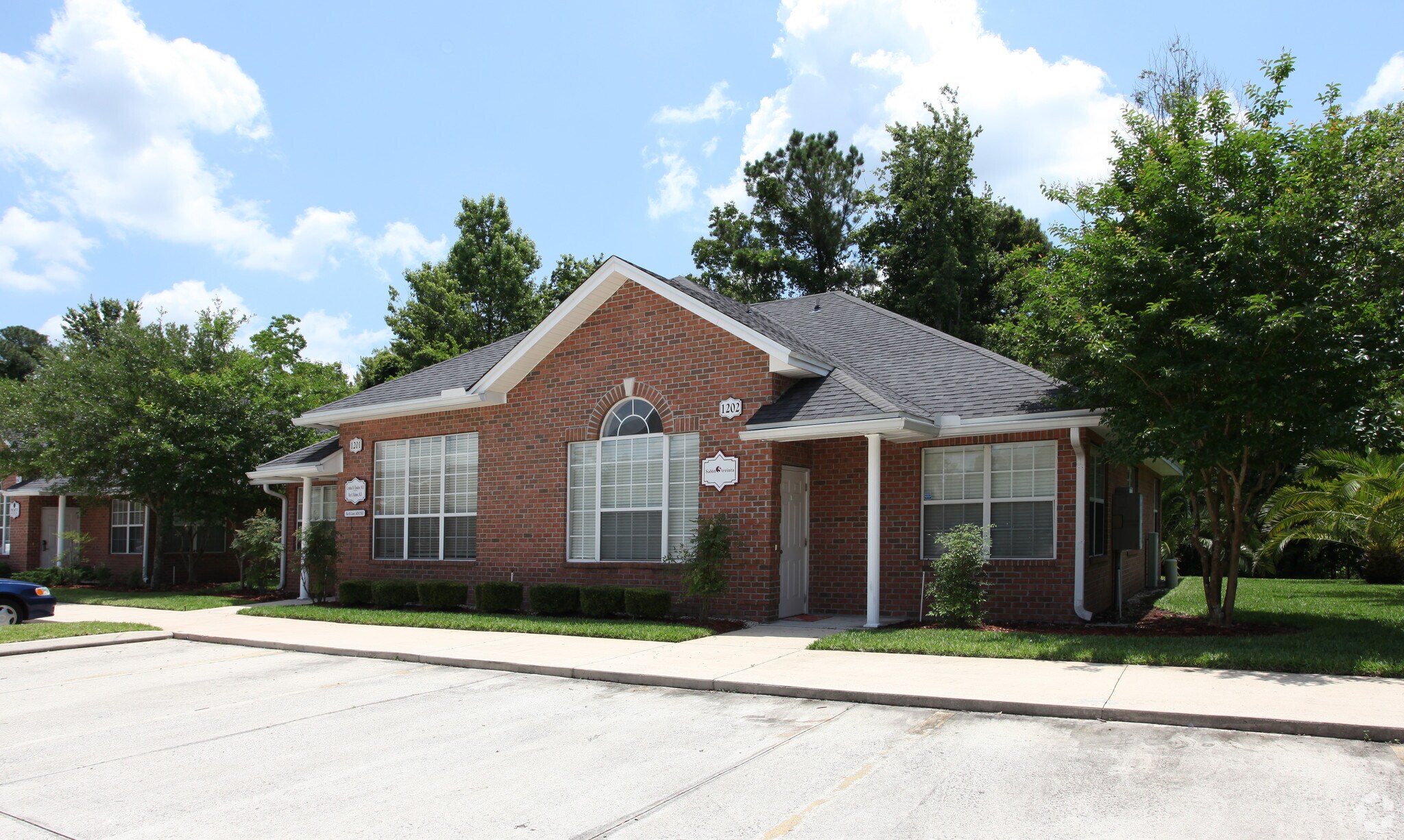 8883 Perimeter Park Blvd, Jacksonville, FL for Rent
