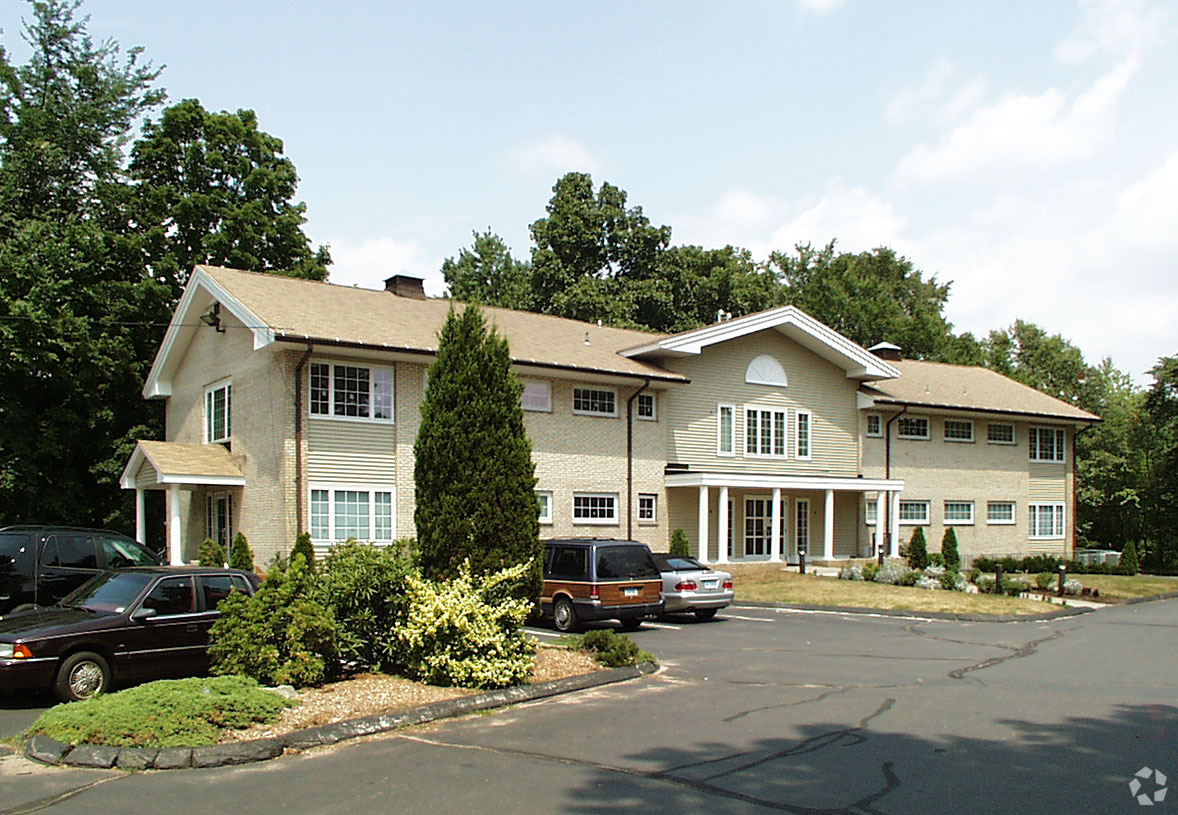 100 Broadway, North Haven, CT for Sale