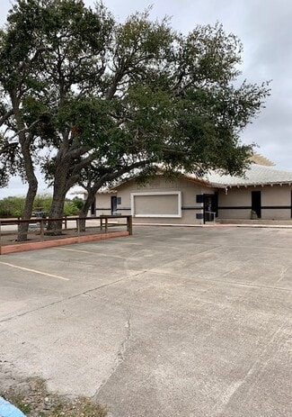 Rockport, TX Restaurant - 4061 Highway 35 N