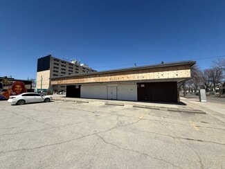 Winnipeg, MB Convenience Store - 815 Ellice Av
