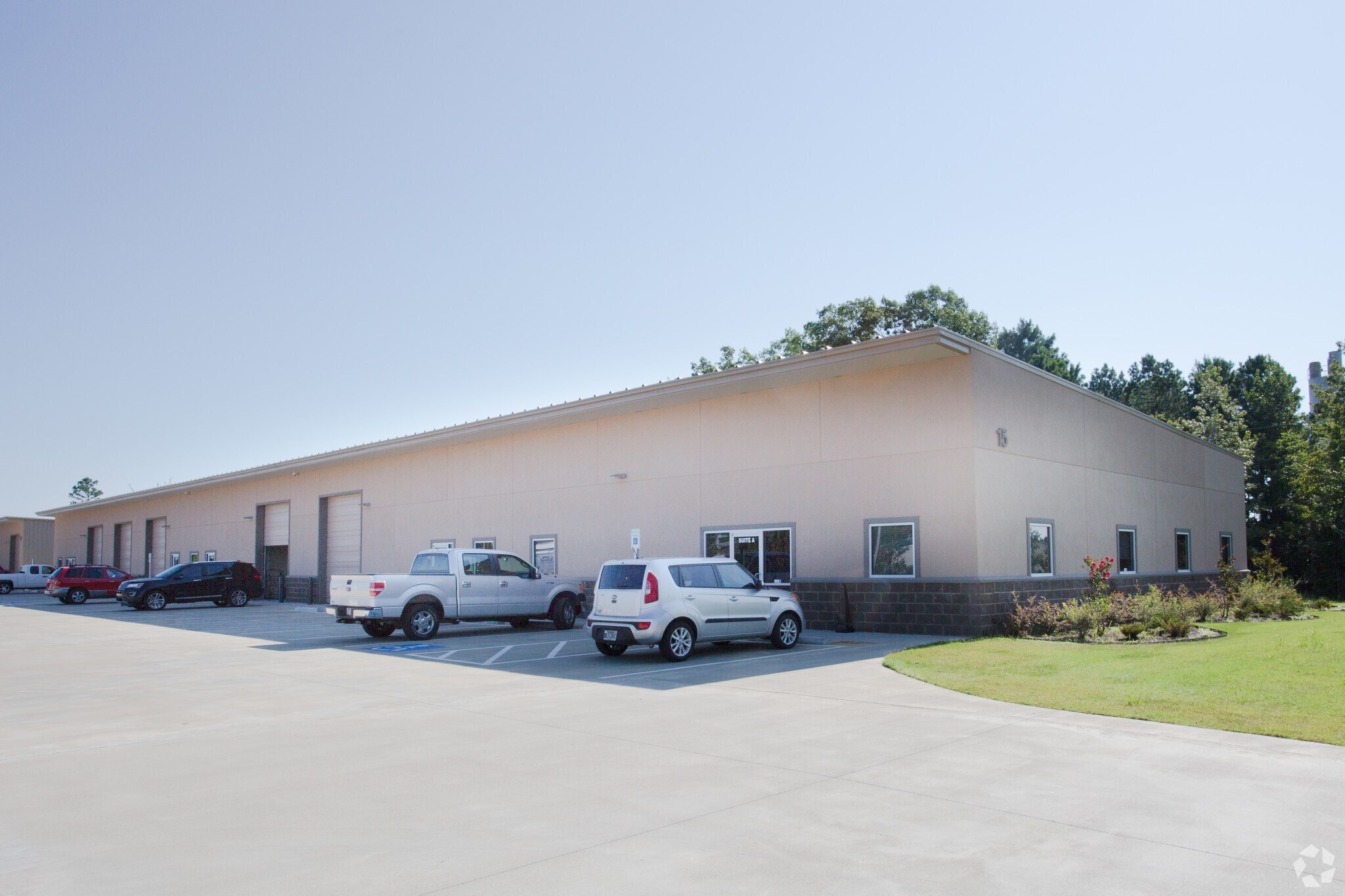 15 Collins Industrial Pl Maumelle, AR 72113 Industrial Property for