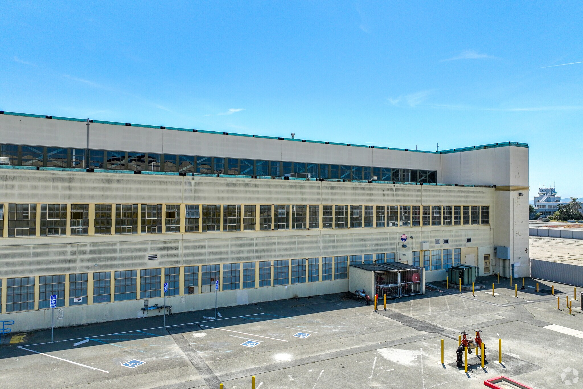 1190 W Tower Ave, Alameda, CA for Rent