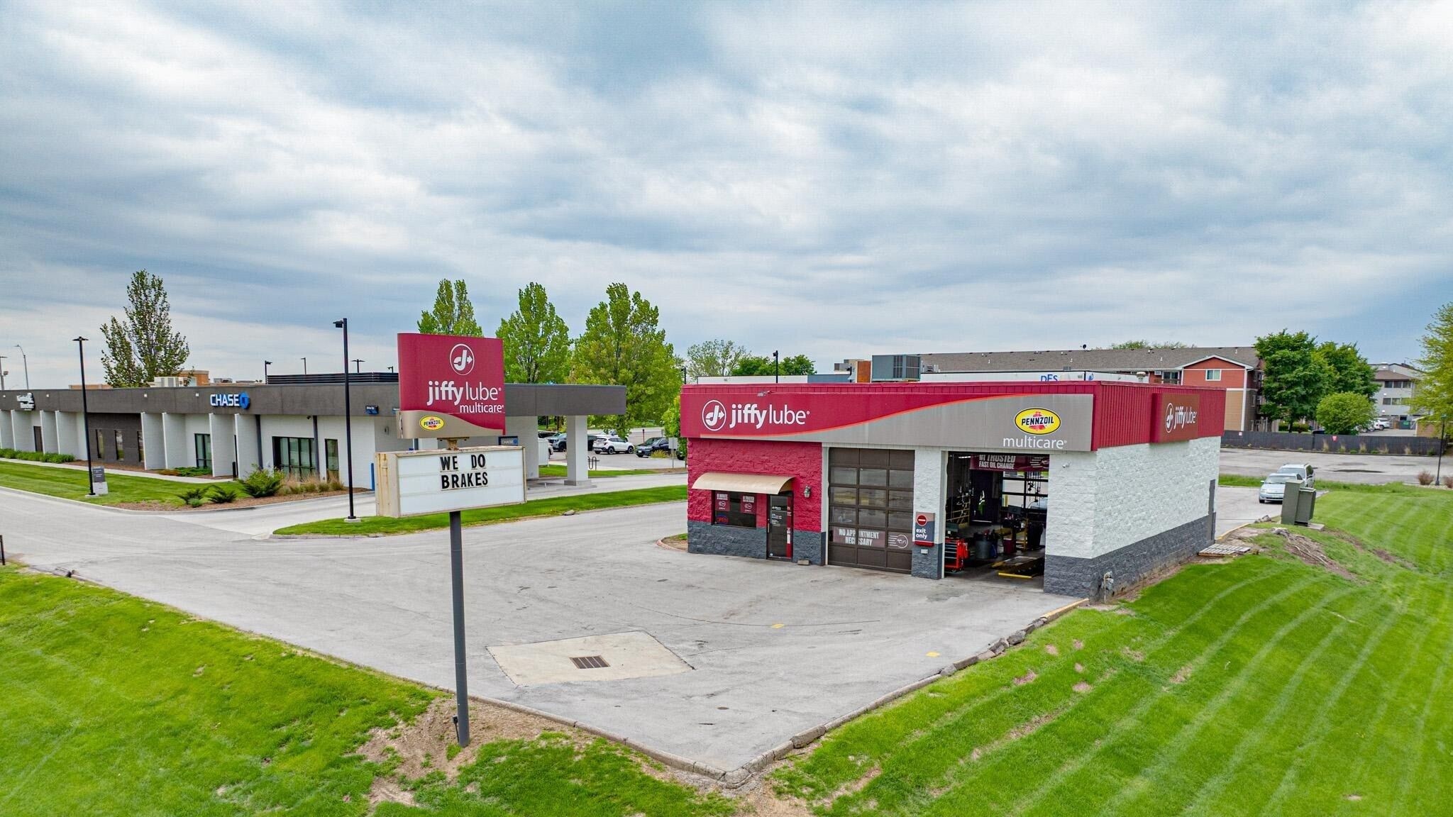 6136 SE 14th St, Des Moines, IA for Sale