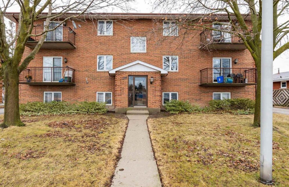 221 Highview Dr, St Thomas, ON for Sale
