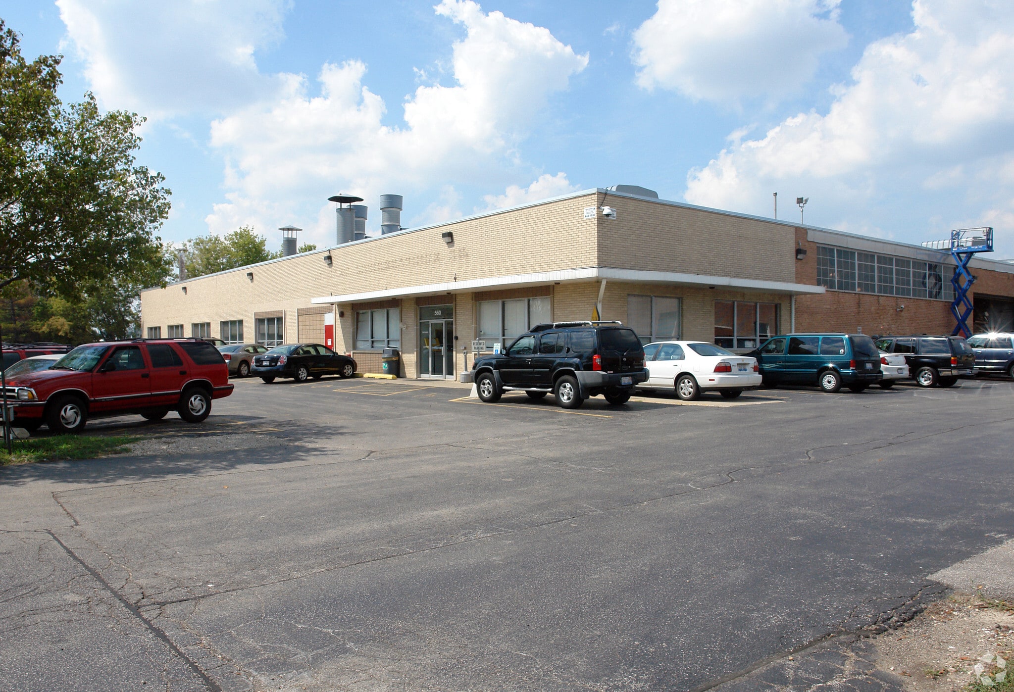 560 S Hicks Rd, Palatine, IL for Rent
