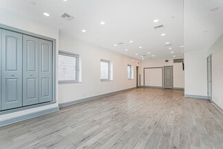 Staten Island, NY Retail - 271 Walker St