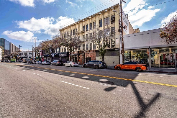 1114 S Los Angeles St, Los Angeles, CA for Rent