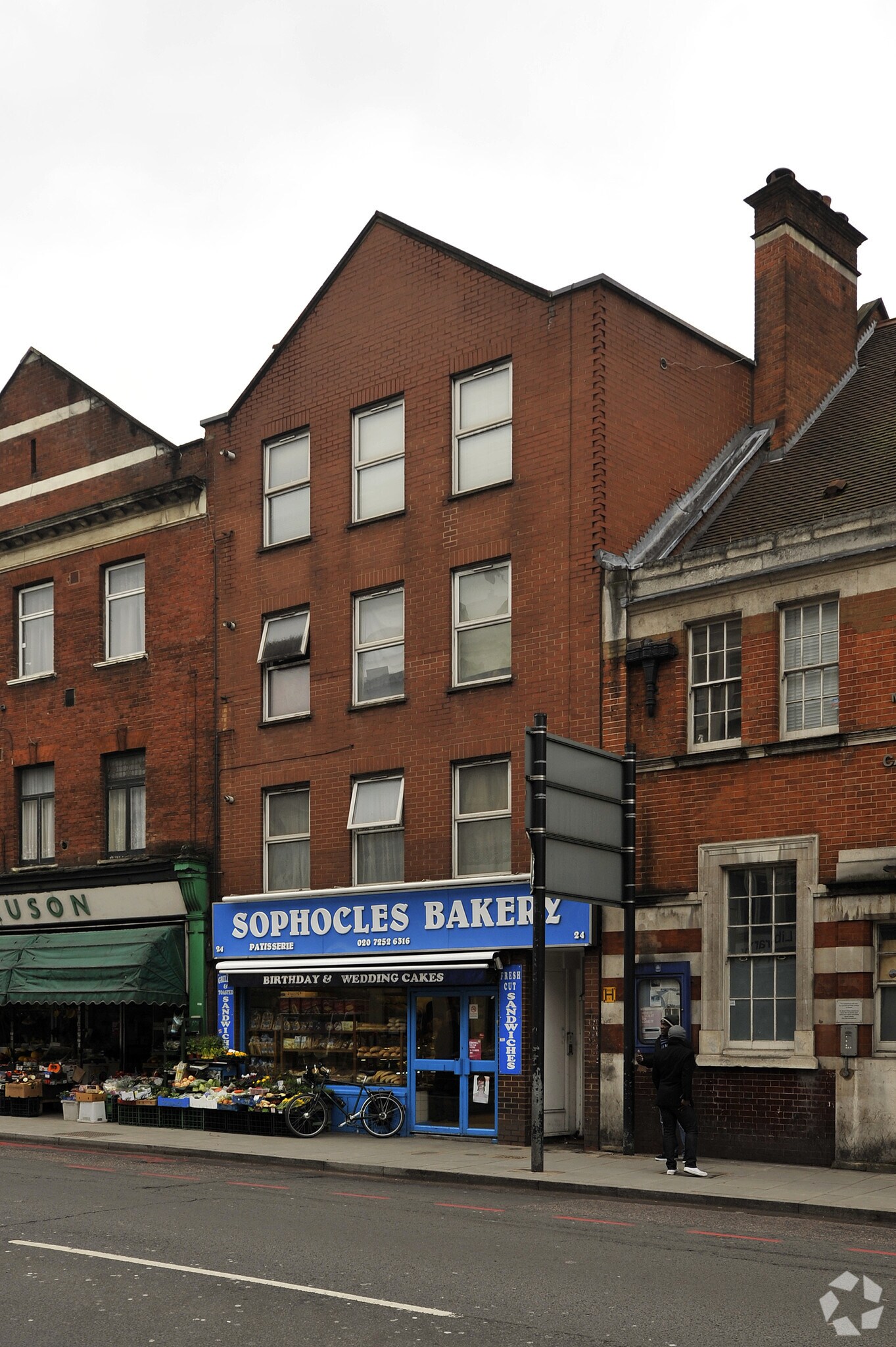 24 Camberwell Church St, London, LND for Rent