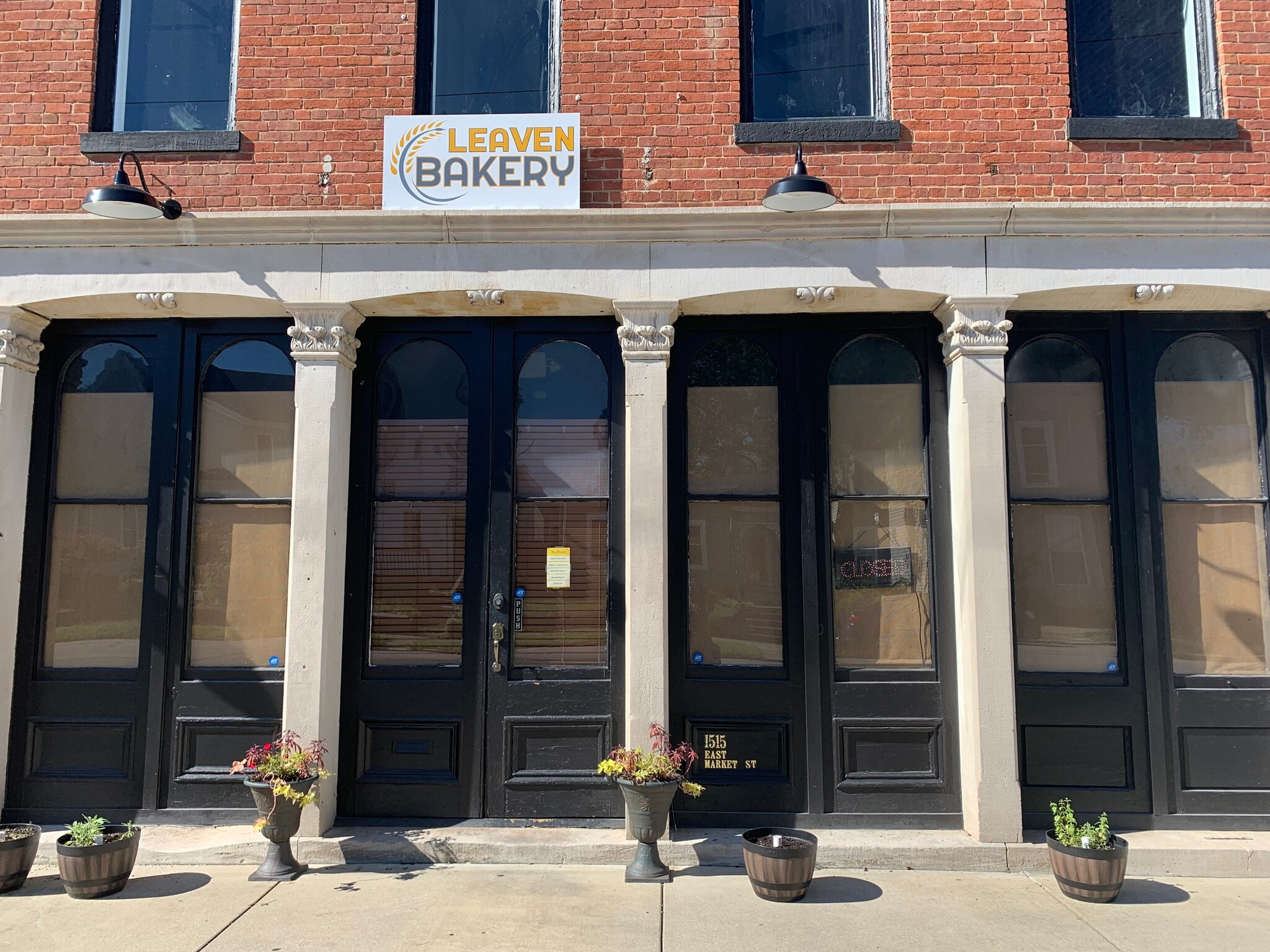 1515 E Market St, New Albany, IN for Rent