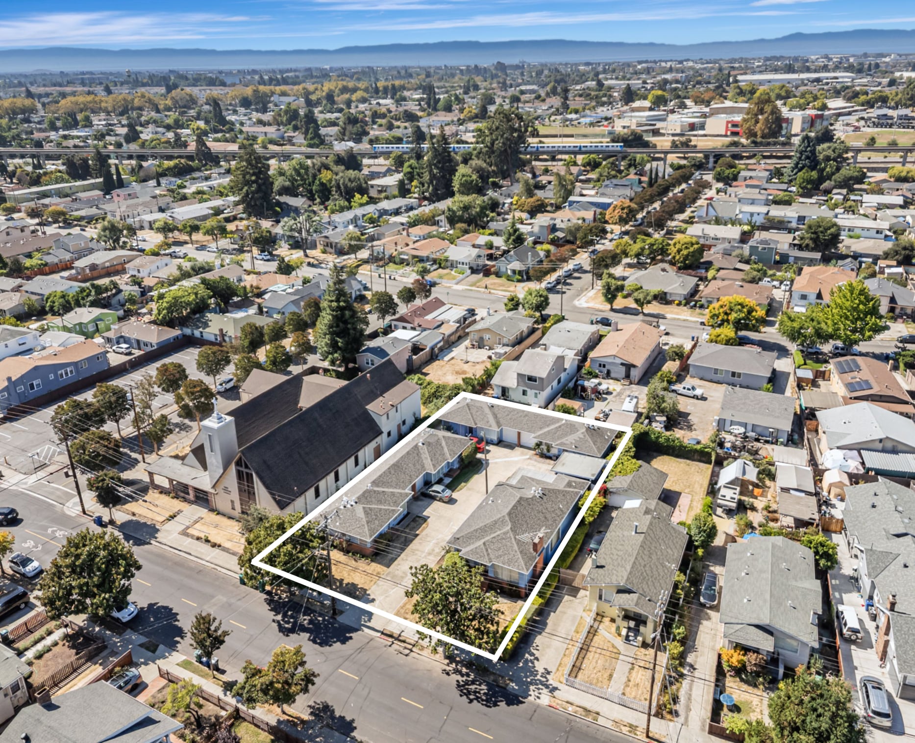 22163 Montgomery St, Hayward, CA for Sale