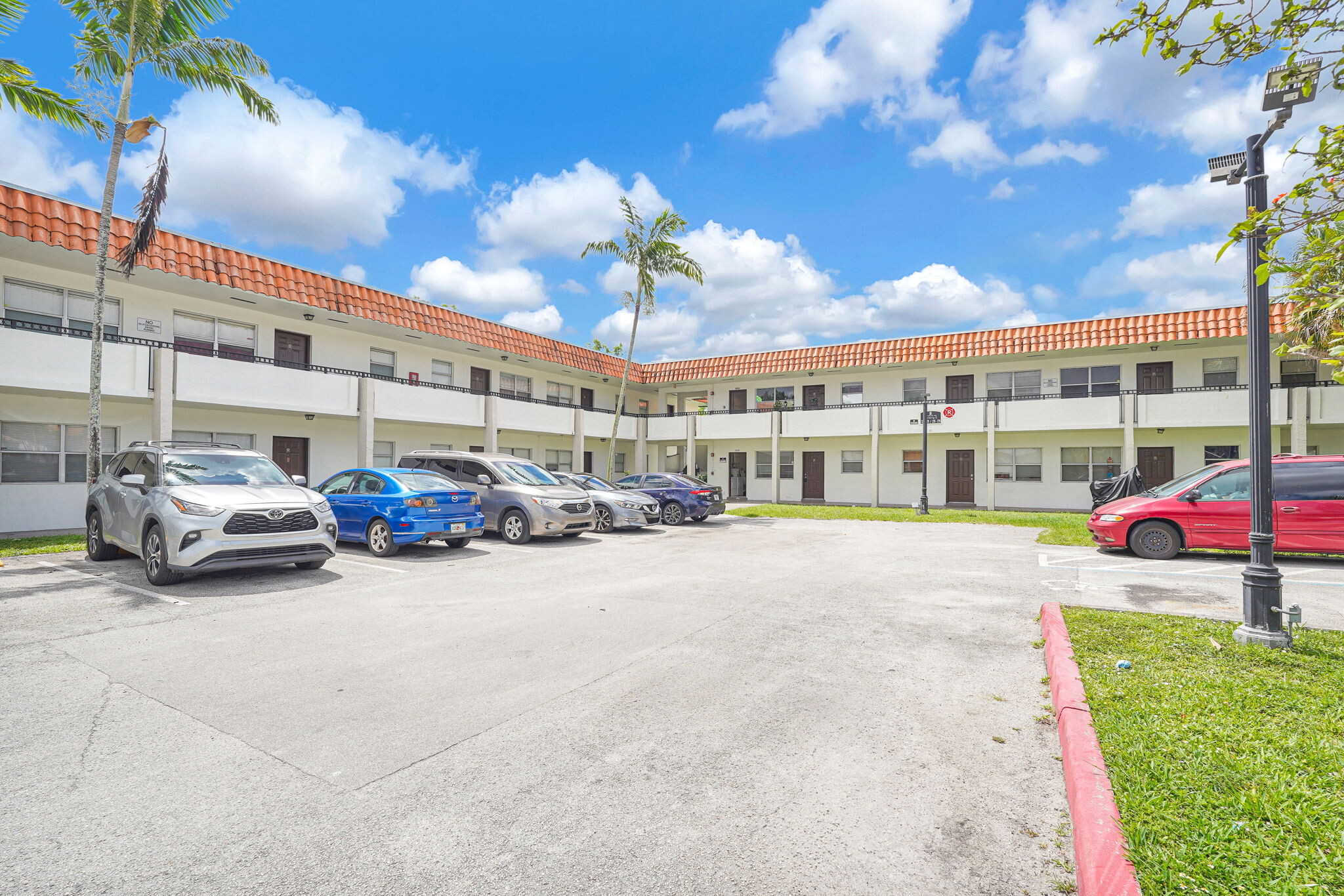 400 NW 65th Ave, Margate, FL for Sale