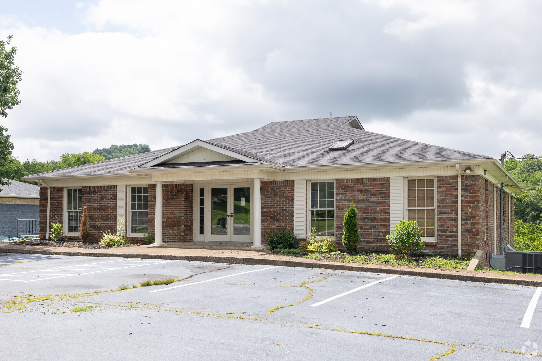 1109 E College St, Pulaski, TN for Rent