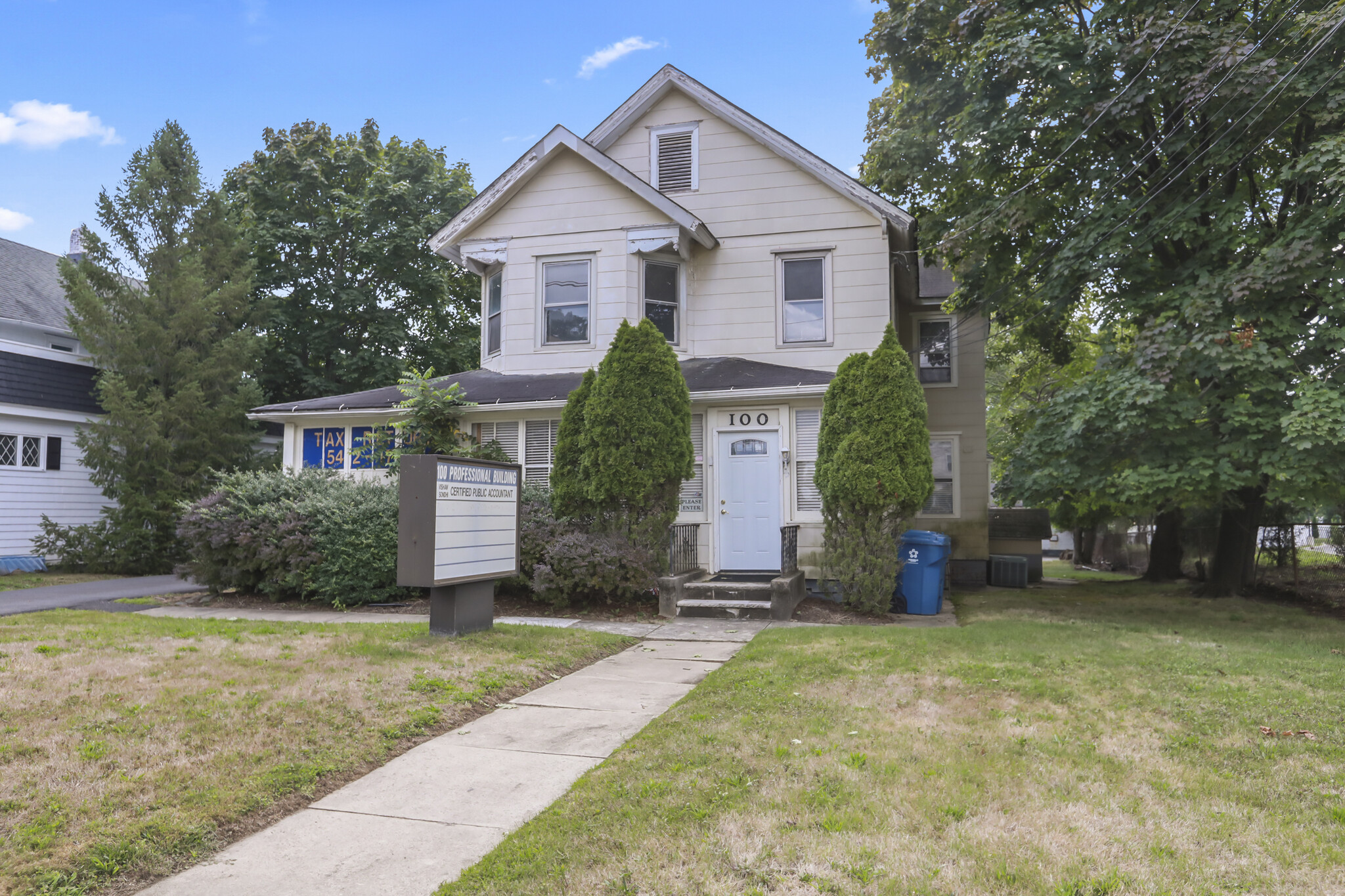 100 Broad St, Eatontown, NJ for Sale