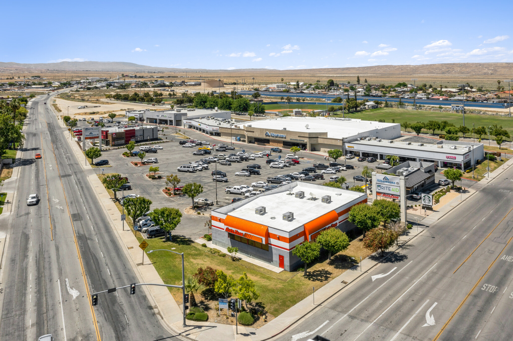 1012-1040 Kern St, Taft, CA for Sale