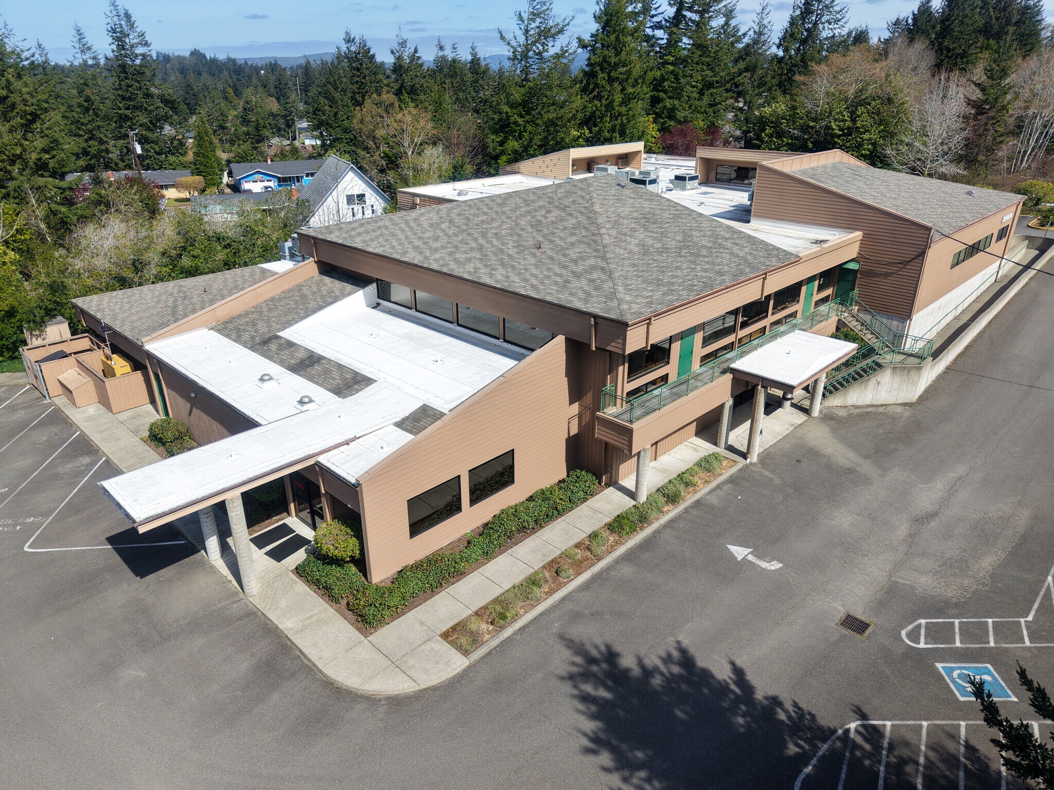 2699 N 17th St, Coos Bay, OR for Sale