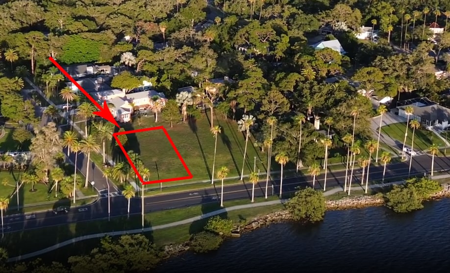 445 Edgewater Dr, Dunedin, FL for Sale