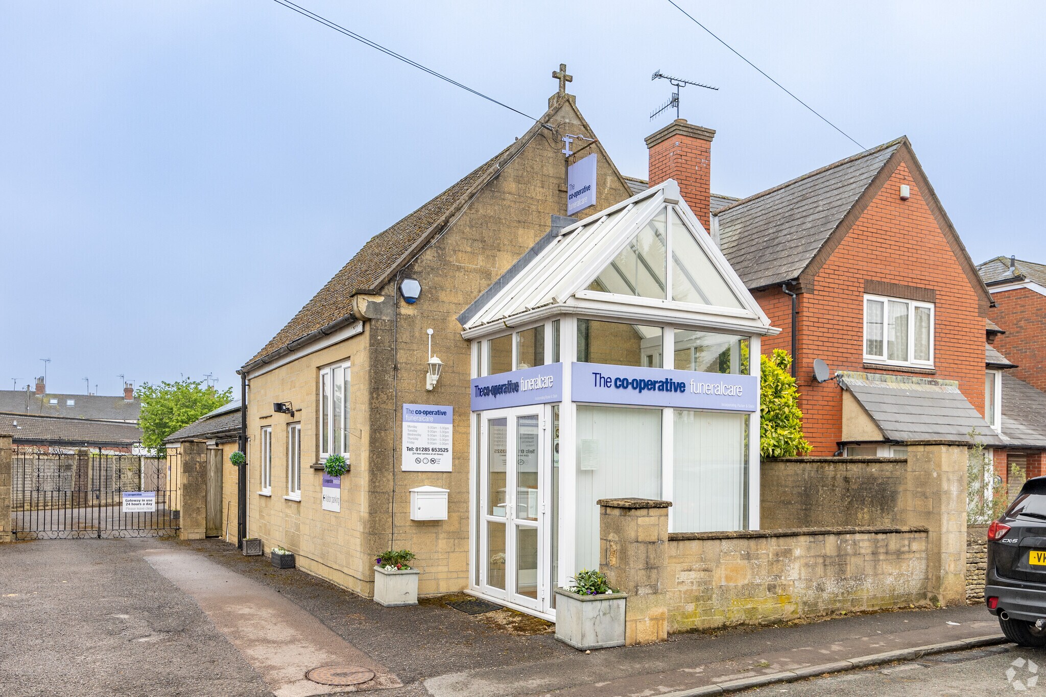 3 City Bank Rd, Cirencester, GLS for Sale