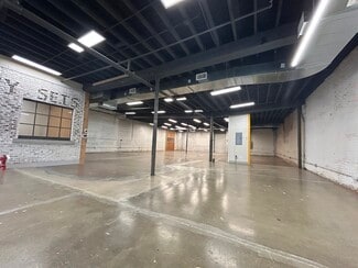 Chicago, IL Industrial - 3033 W Ohio St