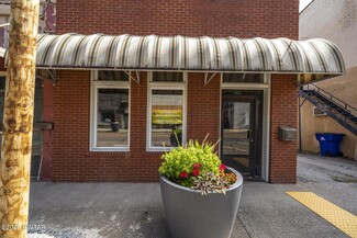 McKenzie, TN Storefront Retail/Office - 2372 Cedar St