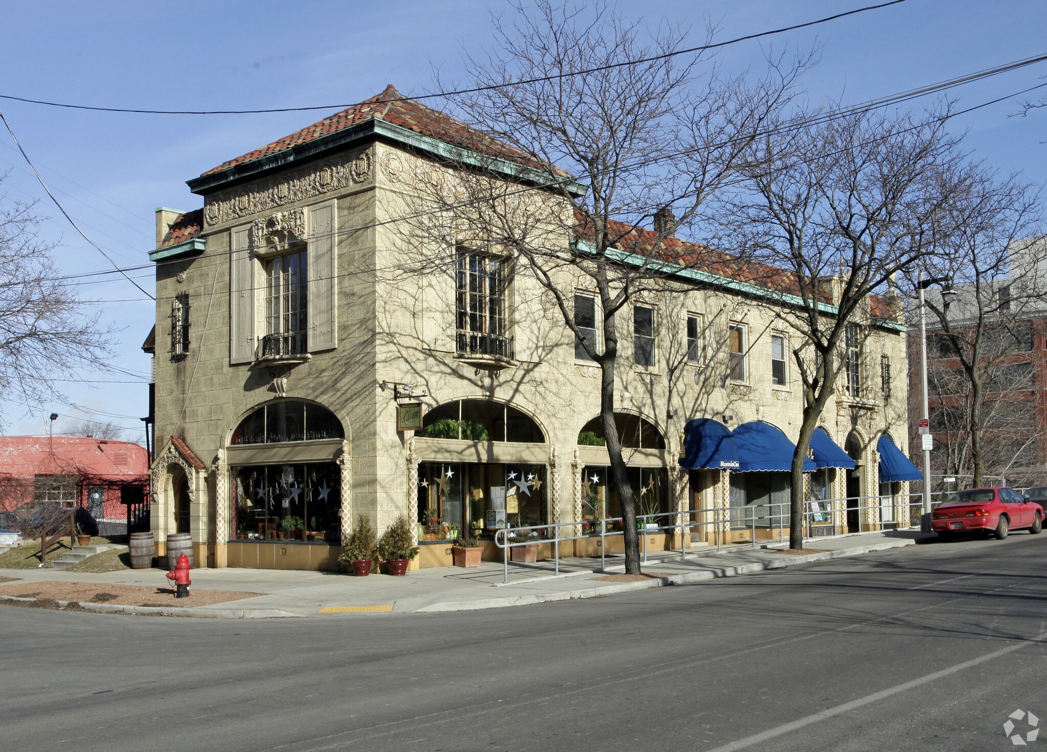 2101-2111 N Prospect Ave, Milwaukee, WI for Rent