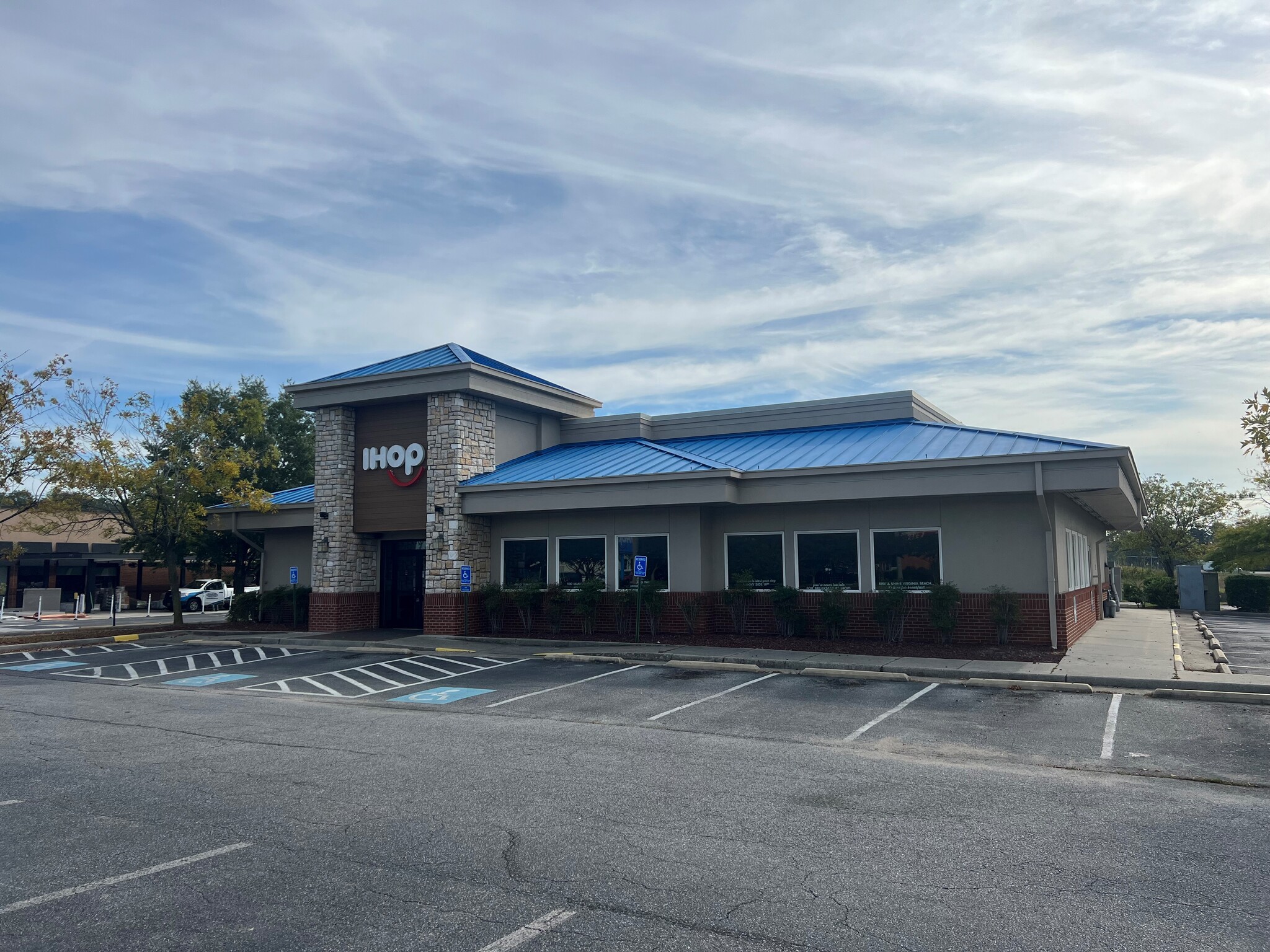 1540 General Booth Blvd, Virginia Beach, VA for Rent