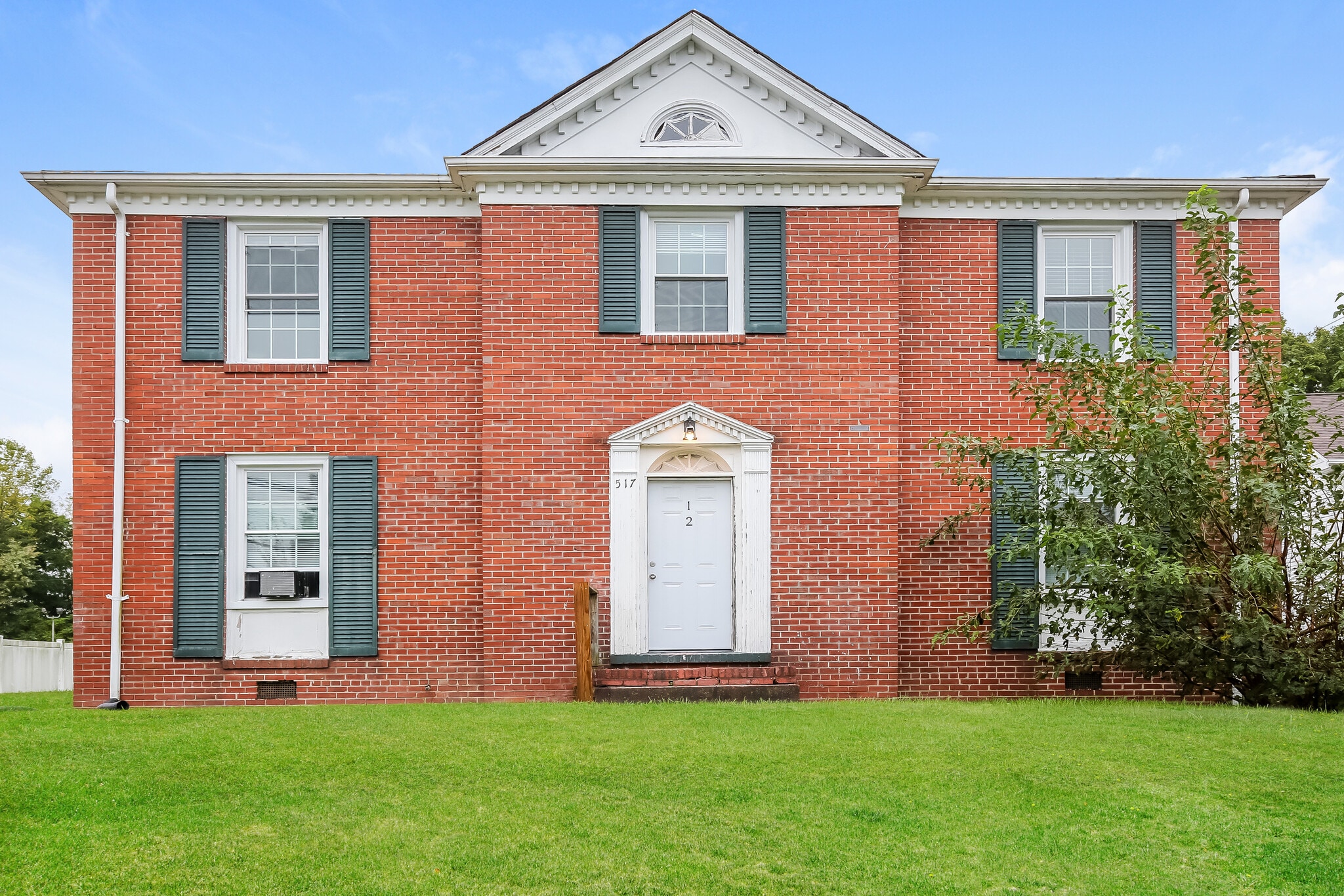517 Willow St, Mount Airy, NC for Sale