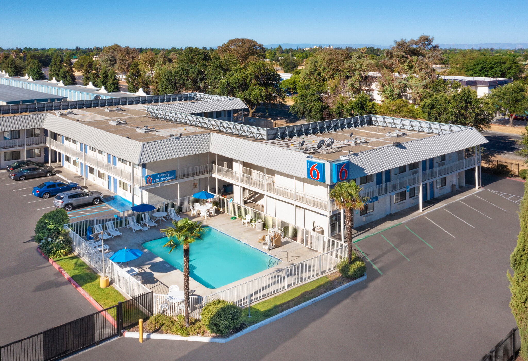 1564 E Main St, Woodland, CA for Sale