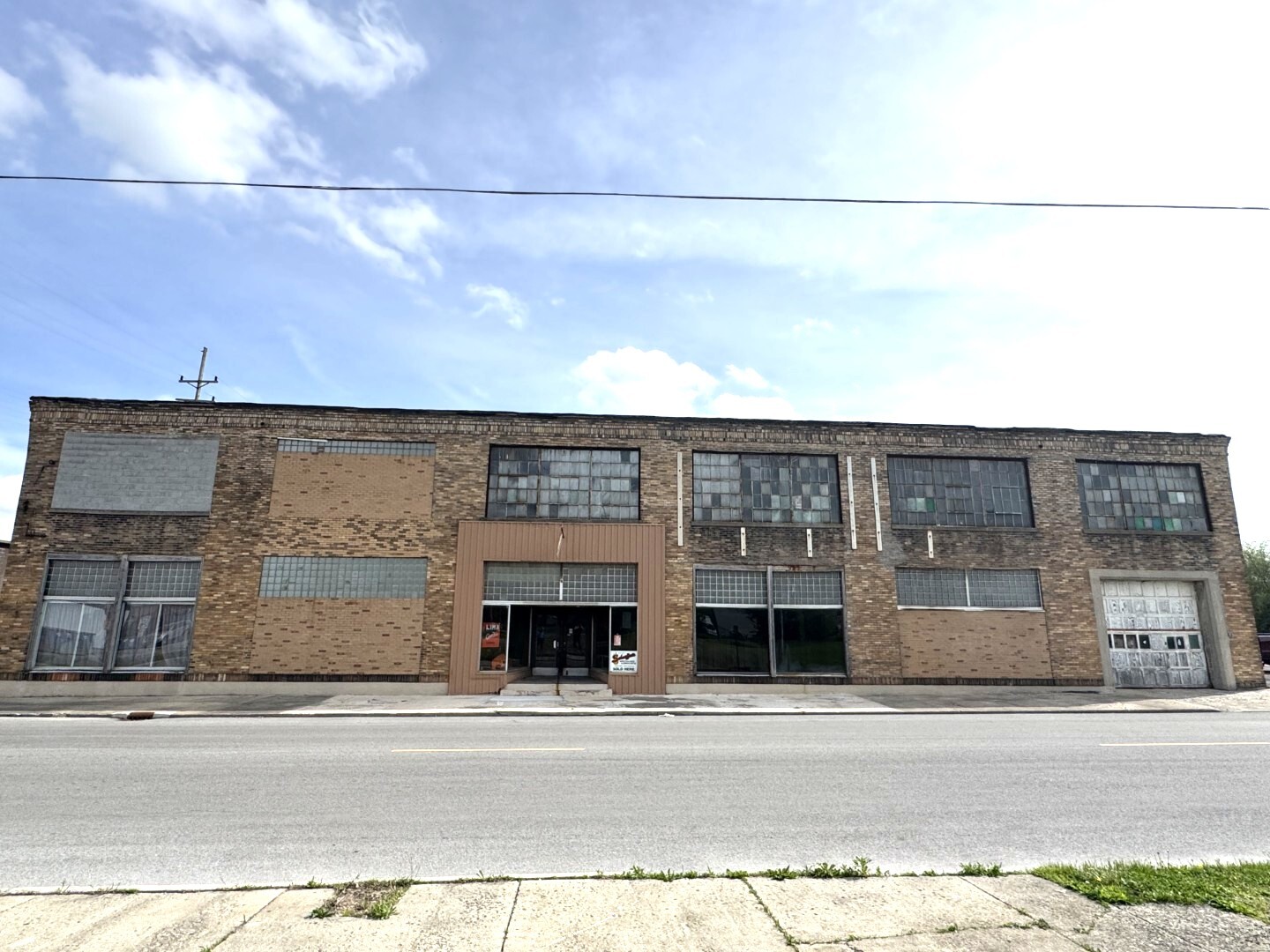 142 E Pearl St, Lima, OH for Sale